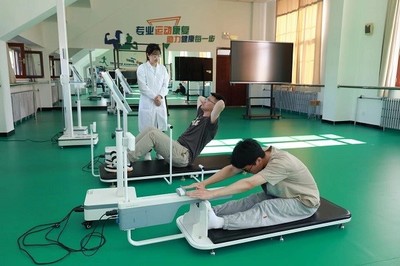 2024全國重點(diǎn)網(wǎng)絡(luò)媒體龍江行|哈醫(yī)大大慶校區(qū):圍繞&ldquo;醫(yī)體交叉&rdquo;加快發(fā)展&ldquo;新醫(yī)科&rdquo;